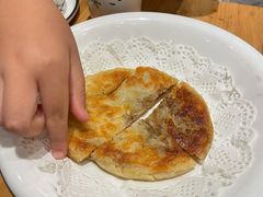 牛肉饼-帅巴人舅母子腊蹄民俗村