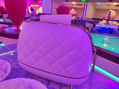 -巴特餐饮6加1音乐餐吧·新疆菜