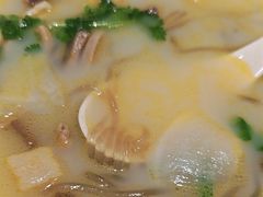 -小杨生煎(浦江欢乐颂店)