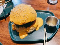 瀑布芝士汉堡-IFIF 如果花園(宽厚里店)