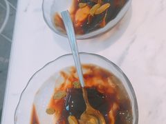 -成都你六姐·牛肉冒菜·麻辣香锅(长泰广场店)
