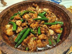 酱爆石锅蛙-绿茶餐厅(王府井永宁门店)