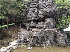 -梭布垭石林景区