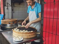 -严氏重油烧麦(民权路店)