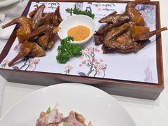 -梅花香里大酒店(郁金香路店)