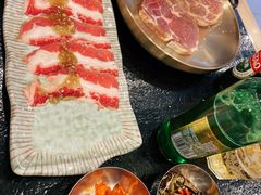 -臻牛烤肉