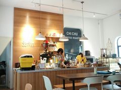 -彳亍咖啡·这里(水湾路店)