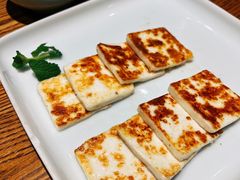 瓦片烤乳饼-一坐一忘云南菜(嘉里中心店)