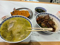 -鲁达面馆本帮风味(共康东路店)