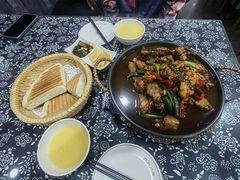 -八两八金·莱芜特色炒鸡(市南漳浦路店)
