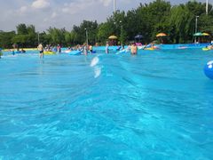 -热带风暴水上乐园