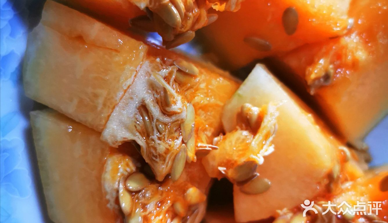 香油，生抽。【猪肉白菜饺子】8瘦2肥黑猪肉馅3两