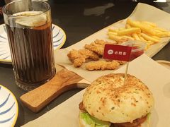-必胜客(万达百货店)