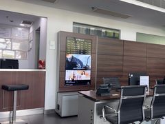 -上海星瀚奔驰4S店(红柳路店)