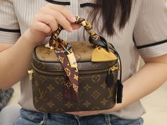 -海星奢选二手奢侈品手表包包鉴定回收寄卖(墨玉南路店)