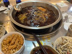 -品鱻黑豆花美蛙鱼(西政店)
