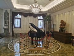 -东湖宾馆金玫瑰酒吧