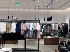 -URBAN REVIVO(西安Momopark店)