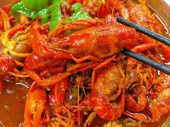 招牌十三香小龙虾-老谭虾王蟹皇·龙虾·烧烤(蝴蝶湾店)