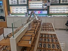 -光明眼镜·蔡司授权(九亭U天地店)