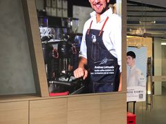-瑞幸咖啡(三里屯SOHO-6号楼店)