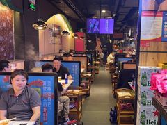 -佰人王串串香火锅(洋珠巷店)