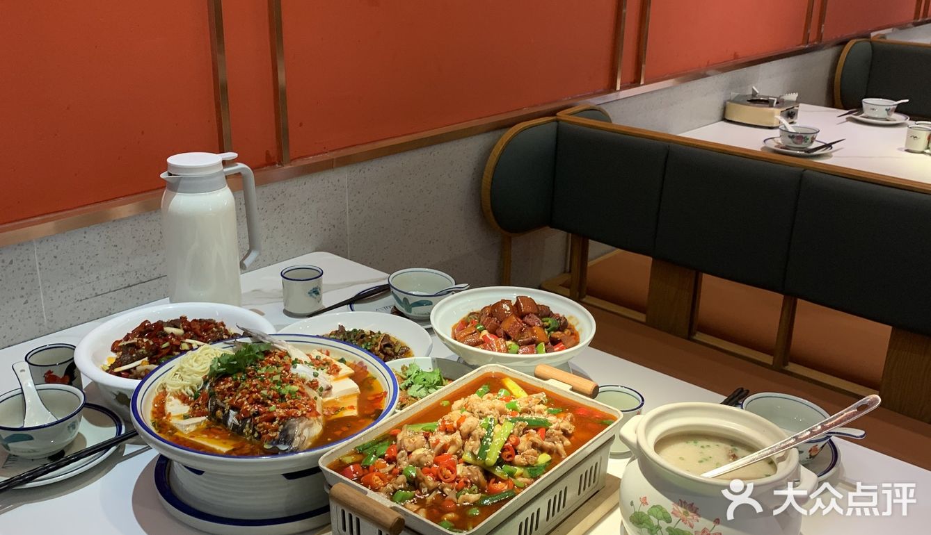 万达里面的平价湘菜馆，味道超级超级地道