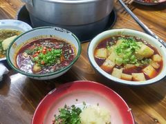 -咏勝锑锅麻辣烫(净居寺路总店)