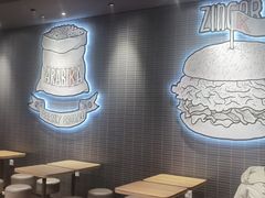 用餐区-肯德基(堤口店)
