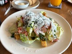 -ROAST coffee & eatery