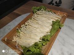 -尚尚仙·酸汤猪手·猪肚鸡火锅(华联万柳购物中心店)