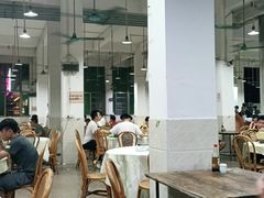 大堂-标记美食新鲜猪杂(兴南大道店)