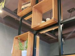-喝丢一只鞋海鲜烧烤·海肠捞饭(文体街店)