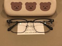 -美式眼镜·授权蔡司.依视路.尼康.豪雅.明月(人民广场店)