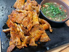 -山茶云南菜(永安里店)