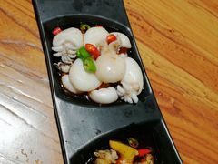 -东来菜馆•手抓海鲜家常菜•海鲜锅贴(鸽子窝店)