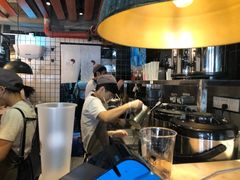 -喜茶(东莞雍华庭店)