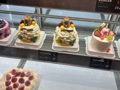 -罗森尼娜(德思勤店)