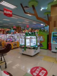 -莫莉幻想儿童乐园(武汉金银潭永旺店)