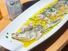 -头上红煨盐鸡·非遗院子餐厅