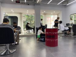 -诗悦发型SALON·圣罗兰店
