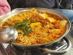 部队锅加芝士-富乐满韩国正宗炸鸡韩国料理(虹泉路店)