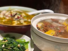 -江城小馆陕南妈妈菜·全球旅行餐厅(钟楼店)