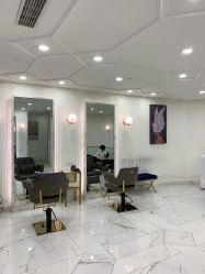 大厅-3AM HAIR SALON烫发染发接发