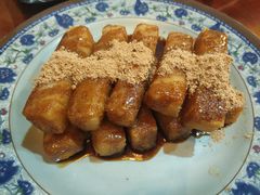 -炉小二铜锅牛蛙•川湘菜(三里屯店)