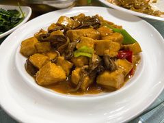 -天天向上素食餐厅(五台山店)