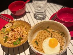 太阳蛋葱油拌面-面上有光