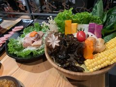 时蔬凑凑-湊湊火锅·茶憩(杭州湖滨银泰in77店)
