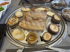 -艺林烤肉城(光明店)