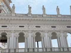 -平湖九龙山庄园圣马可酒店